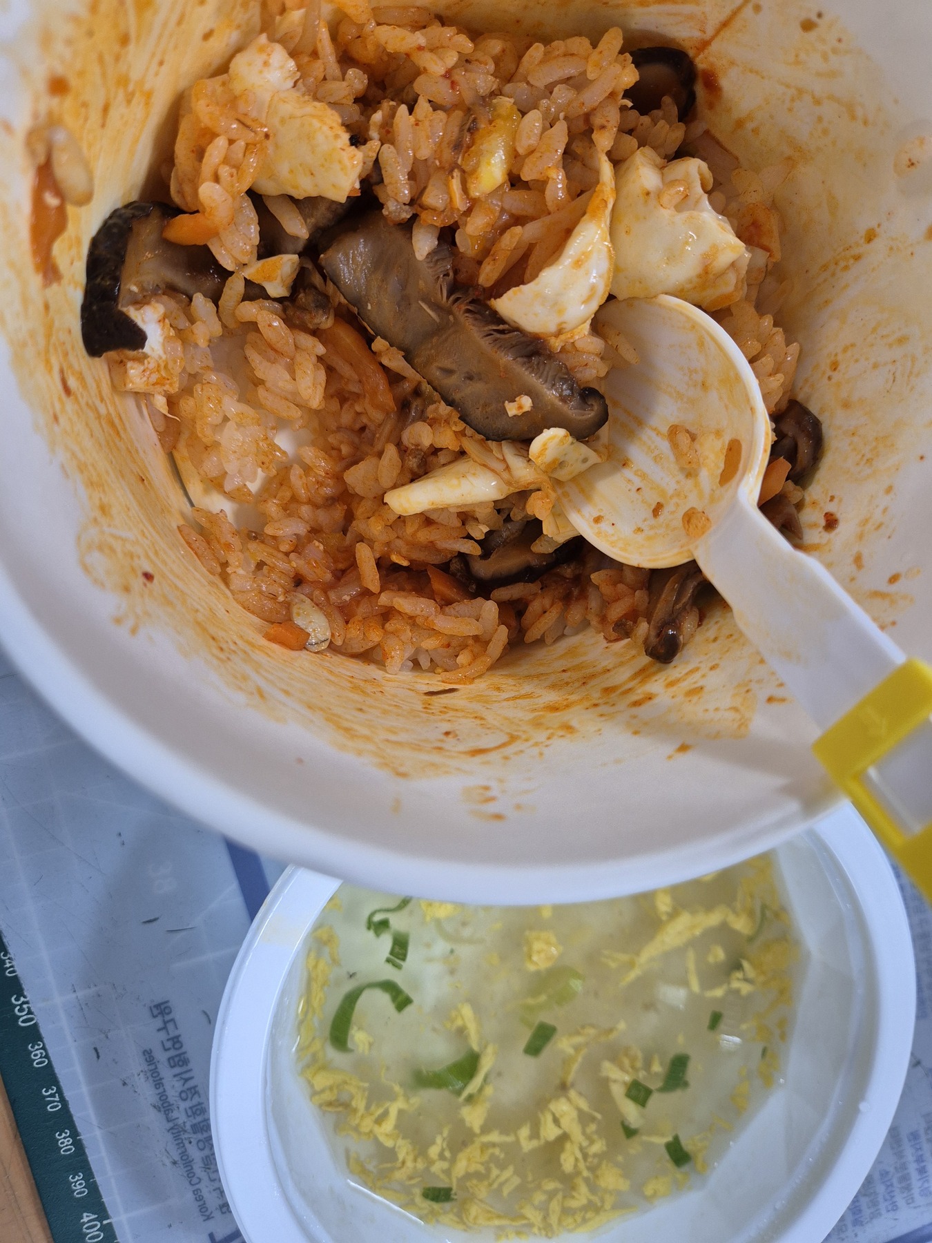 [슈퍼적립] [6+6+6+6] 오뚜기 컵밥 6개 4가지 맛 선택 (톡톡김치알밥 참치마요 치킨마요 진짬뽕밥 외) 제품 이미지