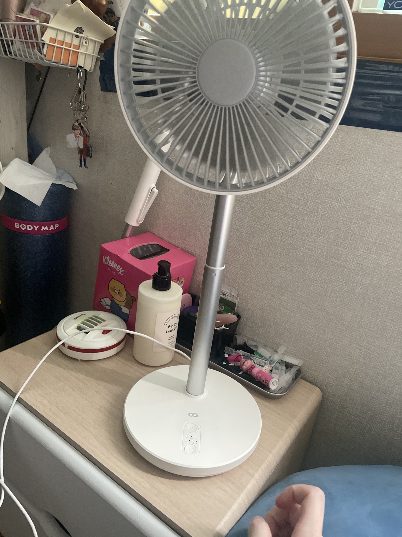 오아 턴에어Pro 탁상용 BLDC 무선 소형 미니 선풍기 사무실 책상 테이블 자동 회전 제품 이미지