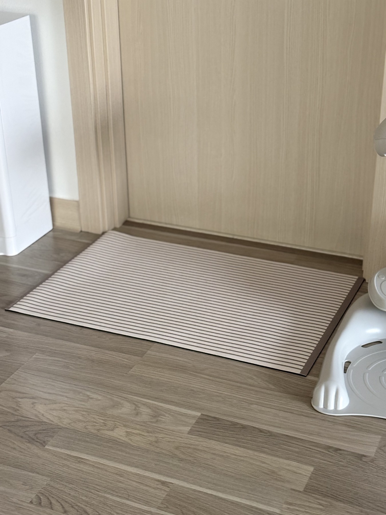 하루의공간 comfy 주방 매트 규조토 발매트 빨아쓰는 욕실 현관 베이지, 45x180cm 제품 이미지