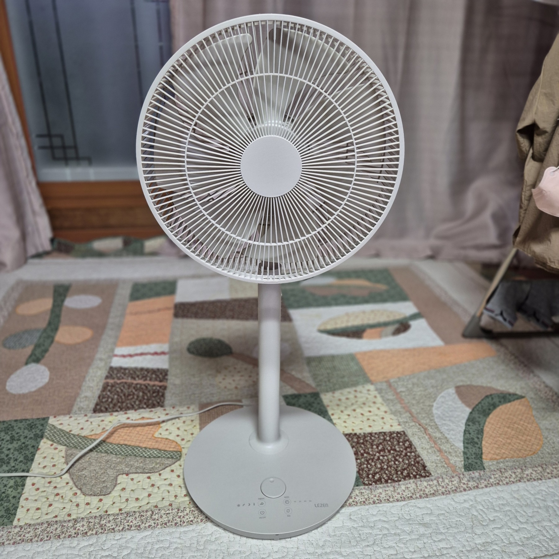 르젠 BLDC 저소음 스마트앱연동 인테리어 써큘레이터 선풍기 LZEF-DC290 릴리화이트 제품 이미지