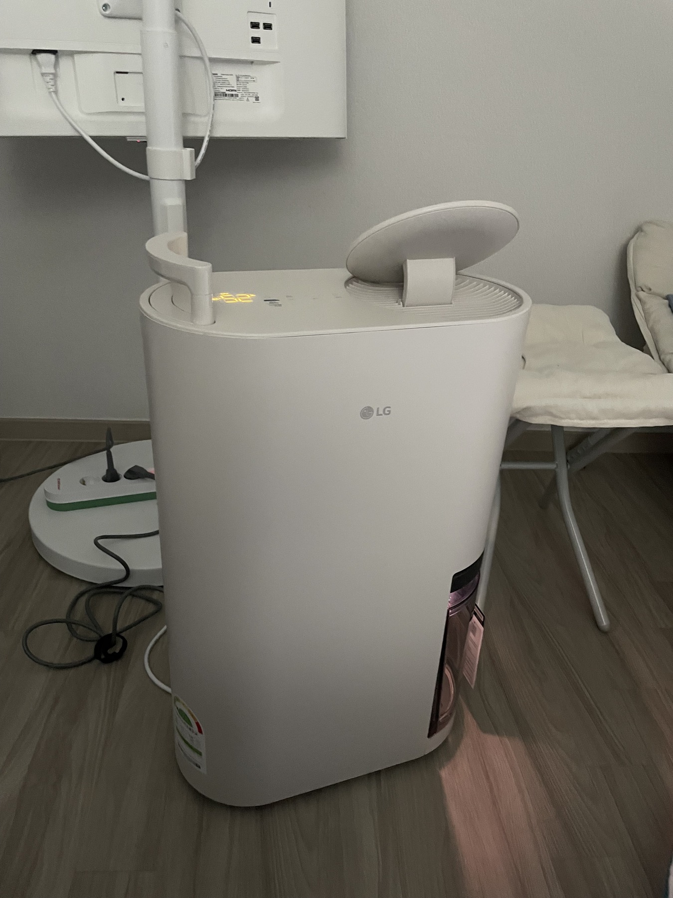 LG 퓨리케어 AI 360 공기청정기 + LG 휘센 오브제컬렉션 제습기 21L (AS285DWWC + DQ214MEGA) 미세먼지 곰팡이방지 제품 이미지